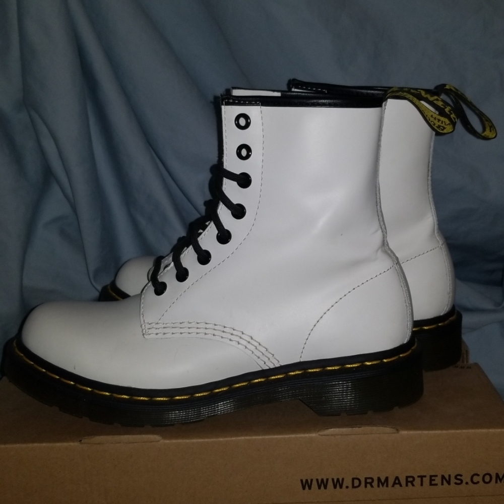 Dr Martens White Pascal Boots